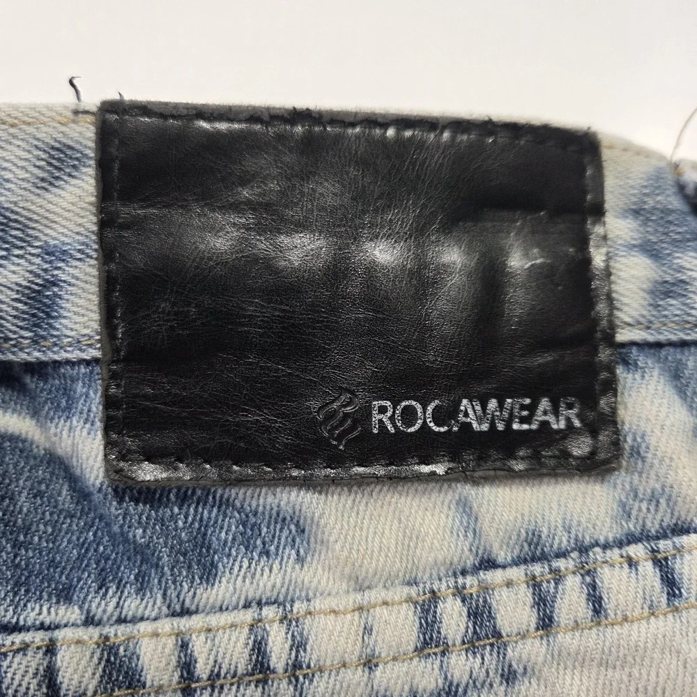 Rocawear Men Distressed Acid Wash Blue Denim Shorts Size 34 Baggy Y2K Jorts